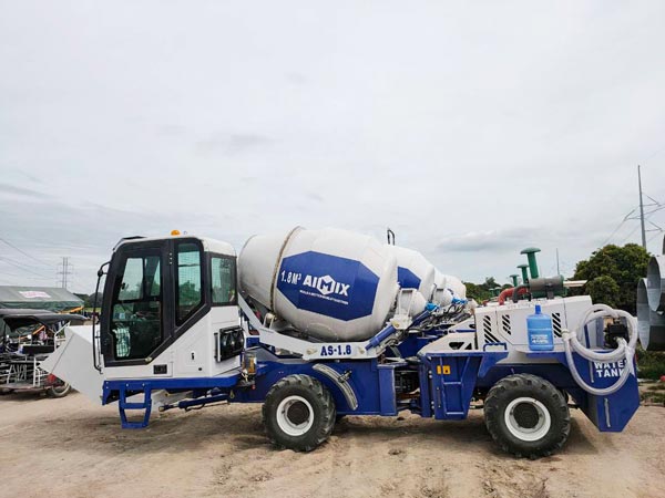 AS-1.8 Self Loading Mixer