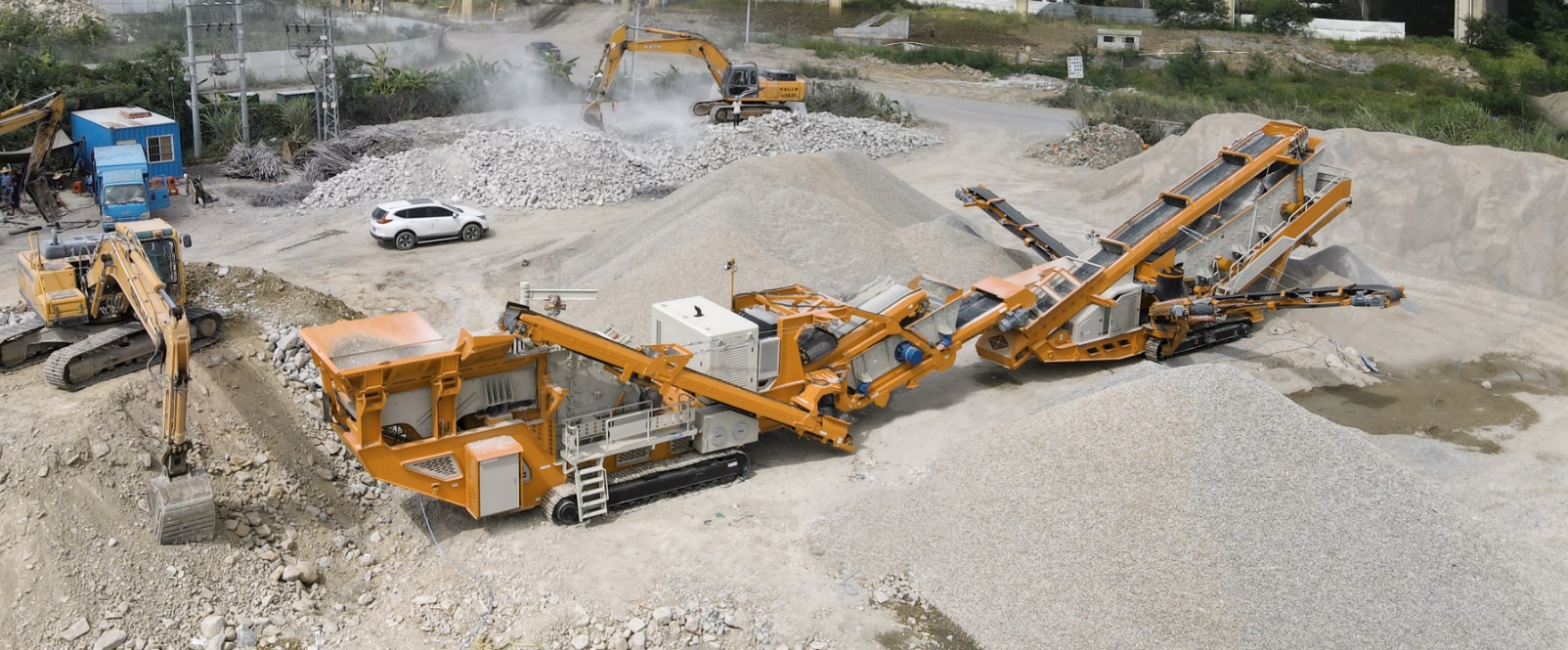 Mobile type crawler gravel crusher plant for sale